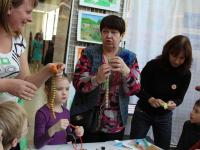 Детский мастер-класс фигурки в технике гофороквиллинг ведет Пескова Наталья